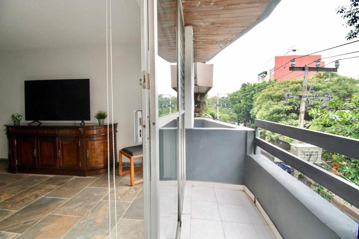 Apartment Panchito - Bright & Spacious 3-br-2bth, Near Wtc/ Insurgentes Mexico City