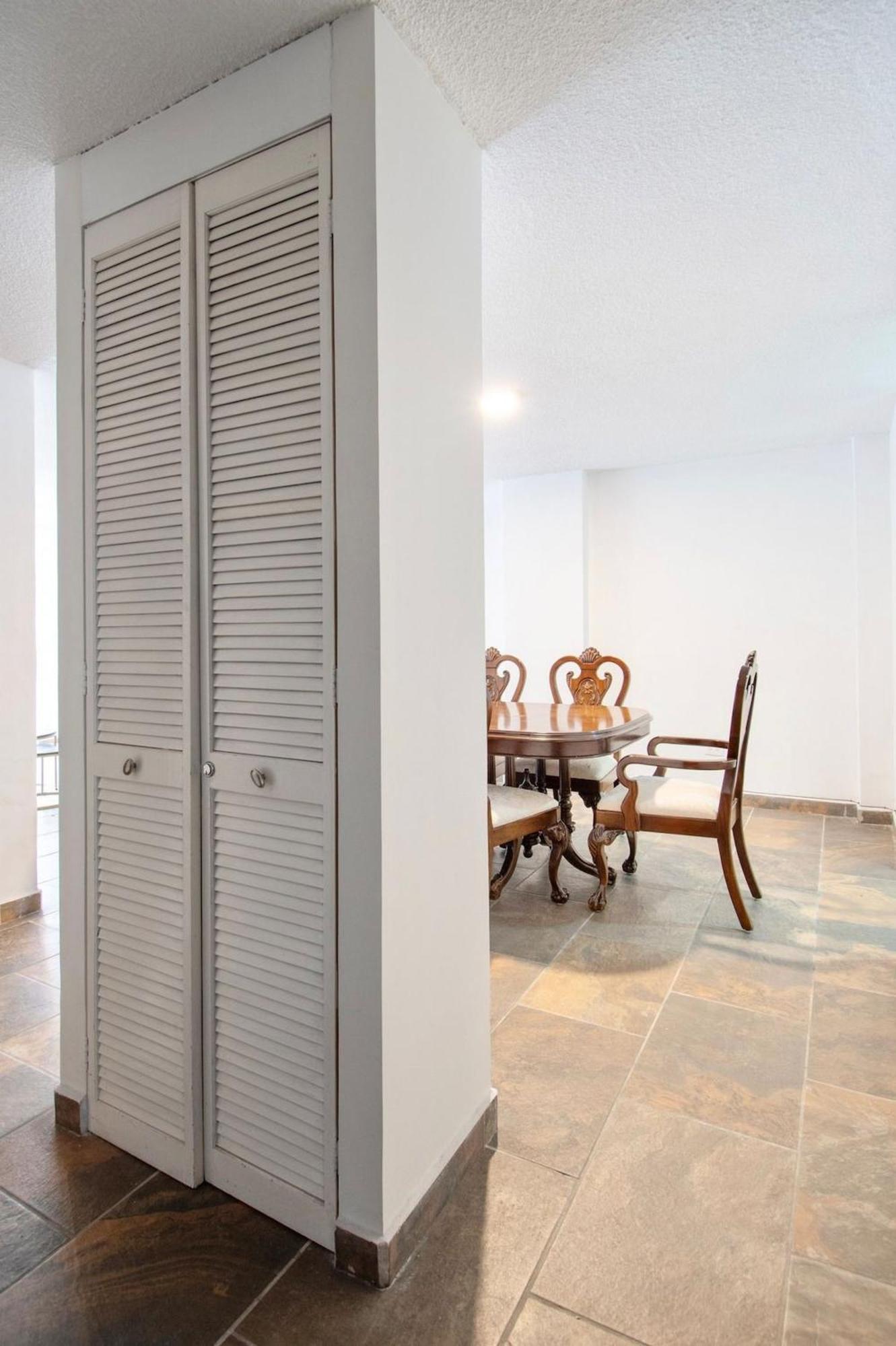 Panchito - Bright & Spacious 3-br-2bth, Near Wtc/ Insurgentes * Mexico City